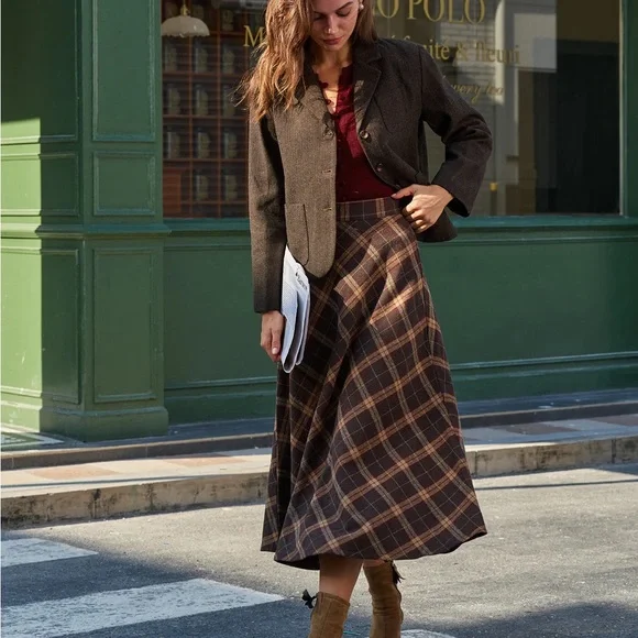 Red Bell Sleeve Ribbed Knit Tee - Picture 5 of 7